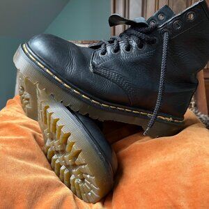 Rare Vintage Dr. Marten Boots - Made in England - Great Quality 1990s Docs!